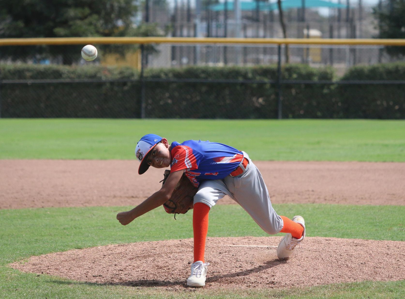 Hilyard shuts the door, Central California holds on late